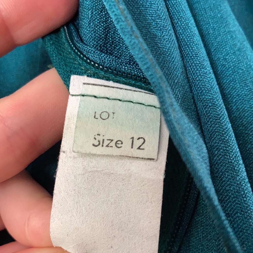 Vintage Green Dress - Picture 9 of 13